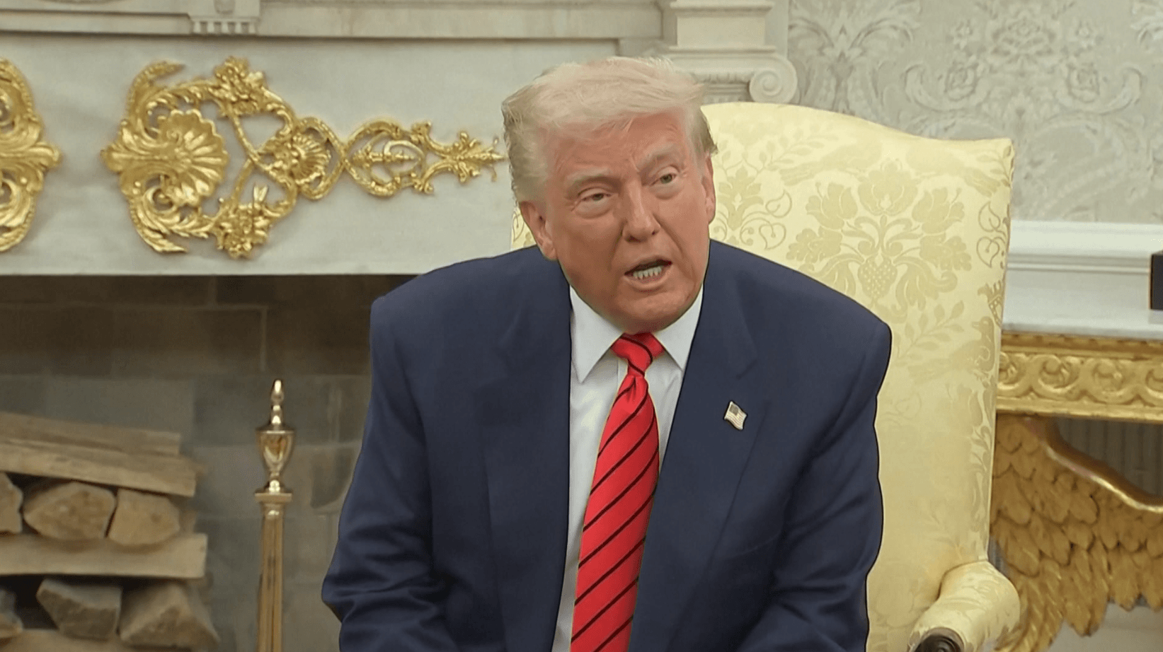 إعلان ترامب المفاجئ ضمن اتفاق رعته سلطنة عمان أحدث هدوءا في اليمن